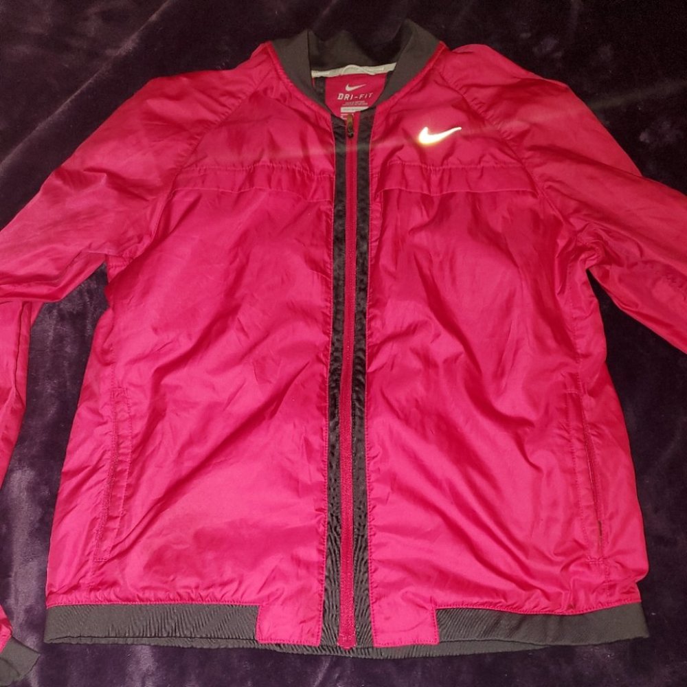 EUC Women's NIKE DRI-FIT Full Zip Running Jacket - Picture 1 of 6